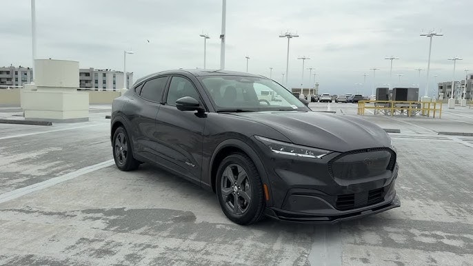 Ford Mustang Mach E Std Range AWD