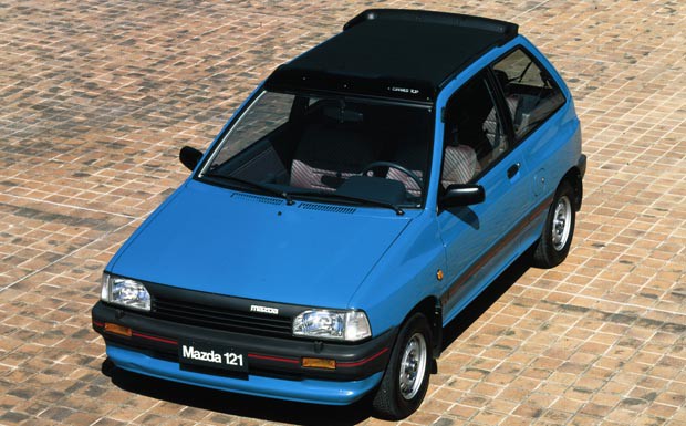 Mazda 121 LX Suntop