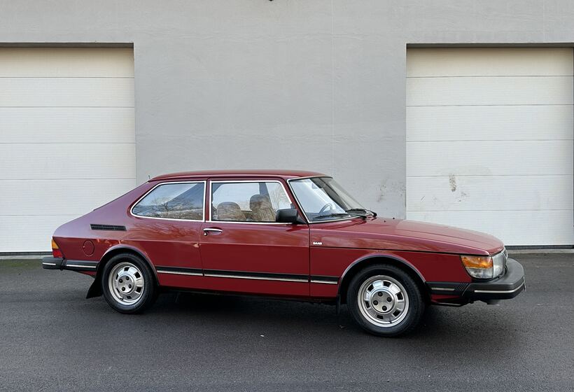Saab 900 Gl I5