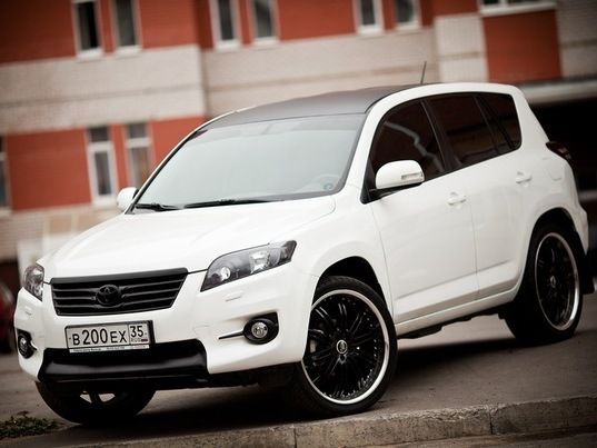 TOYOTA RAV-4