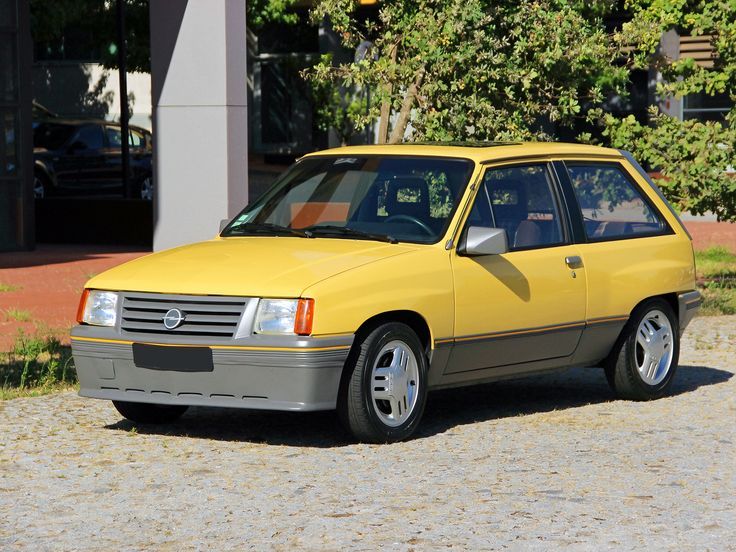 Vauxhall Nova Club